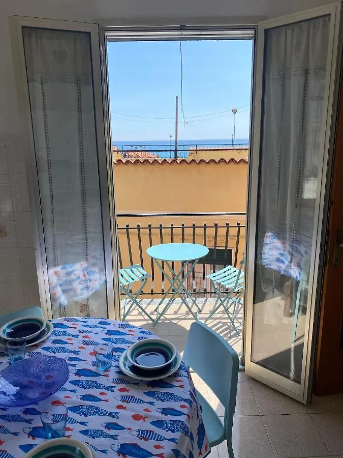 Apartment Casa Enza: Appartamento A Un Passo Dal Mare. Bordighera